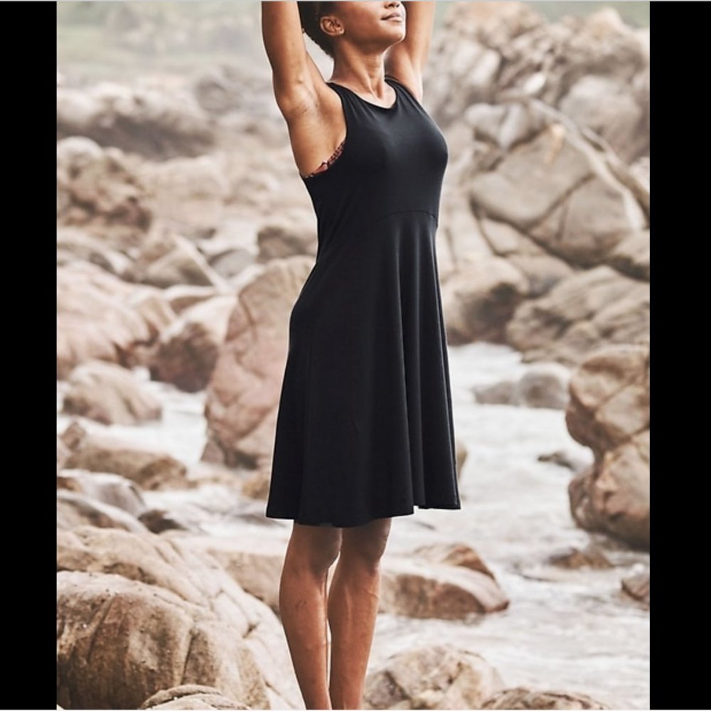 ATHLETA BLACK SLEEVELESS SANTORINI THERA DRESS